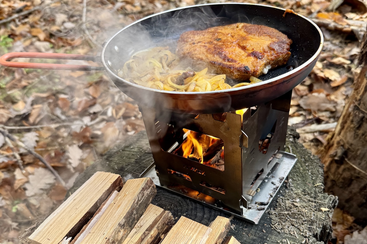 hobo mit holz 1280x850
